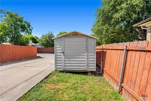 1121 Black Locust Dr, Pflugerville, TX 78660 - Photo 24