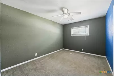 1032 S Mesquite Avenue, New Braunfels, TX 78130 - Photo 18