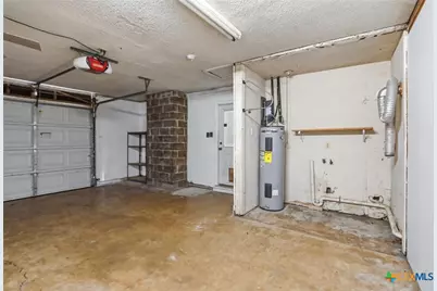 1032 S Mesquite Avenue, New Braunfels, TX 78130 - Photo 26