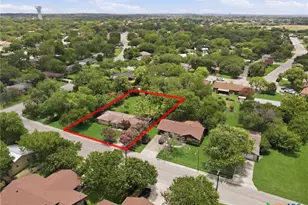1032 S Mesquite Ave, New Braunfels, TX 78130 - Photo 4
