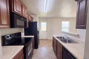 2512 Saulsbury Dr, Temple, TX 76504 - Photo 2