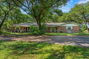 700 Shanklin Rd, Belton, TX 76513 - Photo 2