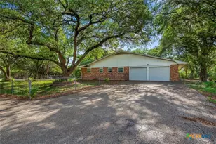 700 Shanklin Rd, Belton, TX 76513 - Photo 8