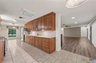 700 Shanklin Rd, Belton, TX 76513 - Photo 28