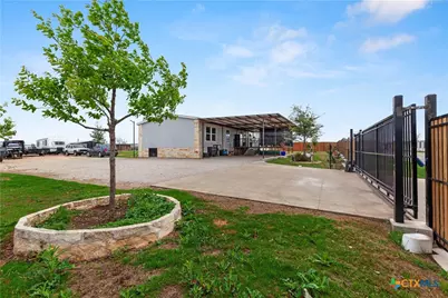 122 Kelp Gull Drive, Del Valle, TX 78617 - Photo 2