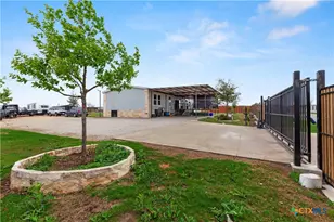 122 Kelp Gull Dr, Del Valle, TX 78617 - Photo 2