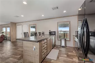 122 Kelp Gull Dr, Del Valle, TX 78617 - Photo 10
