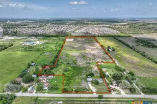 521 Ron Rd, New Braunfels, TX 78124 - Photo 1
