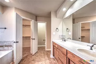 6406 Titanium Dr, Killeen, TX 76542 - Photo 32