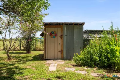 4911 Youngsford Road, Marion, TX 78124 - Photo 38