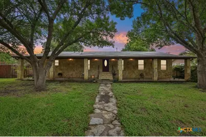 205 N Avenue E., Elgin, TX 78621 - Photo 1