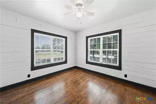 1707 N Travis Ave, Cameron, TX 76520 - Photo 38