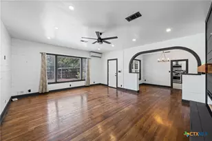 1707 N Travis Ave, Cameron, TX 76520 - Photo 14
