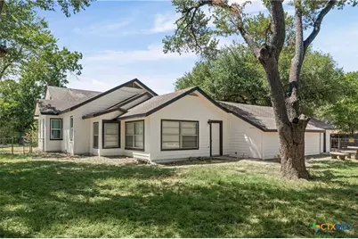 1707 N Travis Avenue, Cameron, TX 76520 - Photo 8
