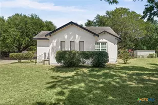 1707 N Travis Ave, Cameron, TX 76520 - Photo 2
