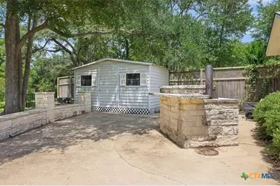 1102 N Avenue F, Elgin, TX 78621 - Photo 38