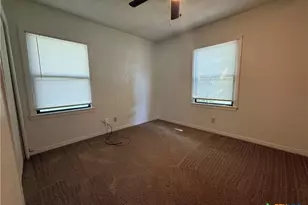1301 E Avenue H, Killeen, TX 76541 - Photo 12