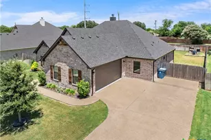932 Gallant Fox Rd, Hewitt, TX 76643 - Photo 36