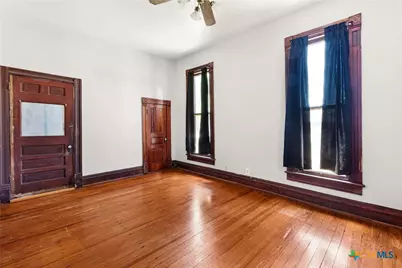107 E 2nd Street, Lampasas, TX 76550 - Photo 20
