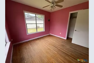 1203 N East Street, Edna, TX 77957 - Photo 8