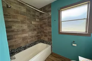 1203 N East St, Edna, TX 77957 - Photo 14