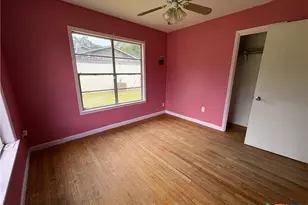 1203 N East St, Edna, TX 77957 - Photo 8