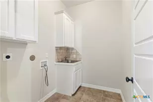 1907 Guinevere Ln, Harker Heights, TX 76548 - Photo 34