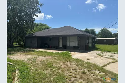 251 Hedges Street, Bloomington, TX 77951 - Photo 2