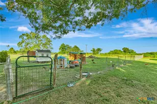 213 Wearden Dr, Victoria, TX 77904 - Photo 28