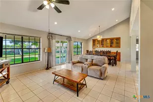 213 Wearden Dr, Victoria, TX 77904 - Photo 4