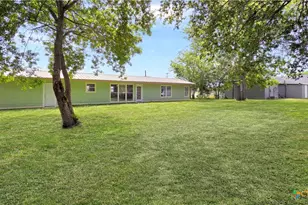 1021 N Virginia St, Port Lavaca, TX 77979 - Photo 16