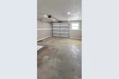 1021 N Virginia Street, Port Lavaca, TX 77979 - Photo 14