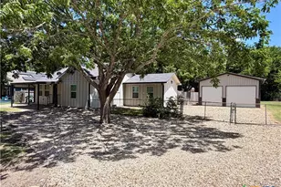 307 4th St, Moody, TX 76557 - Photo 2