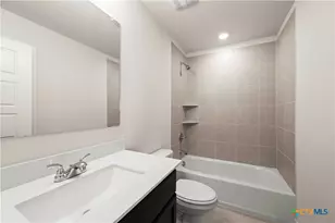 401 University Ave, Troy, TX 76579 - Photo 8