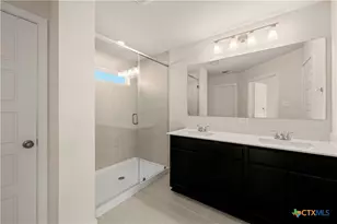 401 University Ave, Troy, TX 76579 - Photo 10