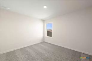 401 University Ave, Troy, TX 76579 - Photo 6