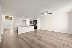 401 University Ave, Troy, TX 76579 - Photo 14