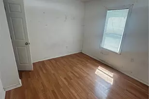 808 S Cameron St, Victoria, TX 77901 - Photo 8