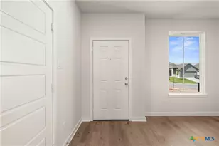 502 University Ave, Troy, TX 76579 - Photo 4