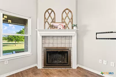 212 Ashley Drive, Bruceville Eddy, TX 76524 - Photo 6