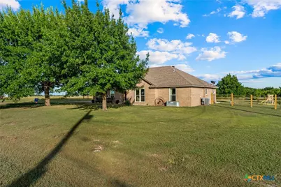 212 Ashley Drive, Bruceville Eddy, TX 76524 - Photo 26