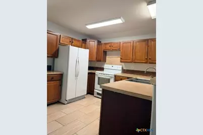1906 Pecan Street, San Marcos, TX 78666 - Photo 4