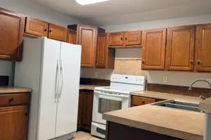 1906 Pecan St, San Marcos, TX 78666 - Photo 4