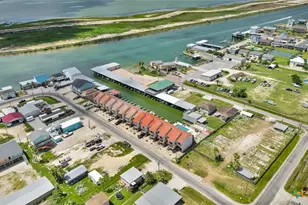 462 N 15th Street Unit #2 Cove, Port O'Connor, TX 77982 - Photo 32