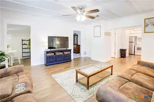 1202 S 37th St, Temple, TX 76504 - Photo 6