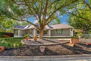 1933 Squire Circle, New Braunfels, TX 78130 - Photo 2