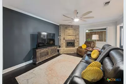 1933 Squire Circle, New Braunfels, TX 78130 - Photo 6