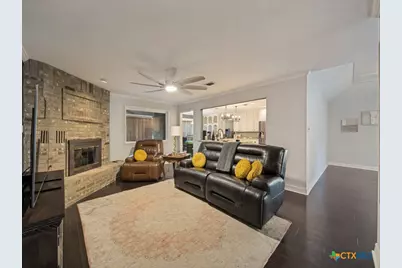 1933 Squire Circle, New Braunfels, TX 78130 - Photo 8