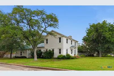 952 Bismark Street, Seguin, TX 78155 - Photo 2