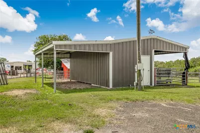 1363 Old Goliad Road, Victoria, TX 77905 - Photo 22